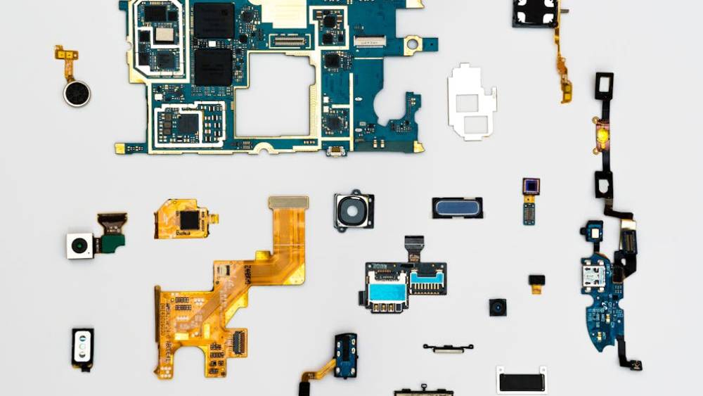 FPC Laser Cutting Guide: Precision Solutions for Flexible PCB Manufacturing FPC Laser Cutting Guide: Precision Solutions for Flexible PCB Manufacturing