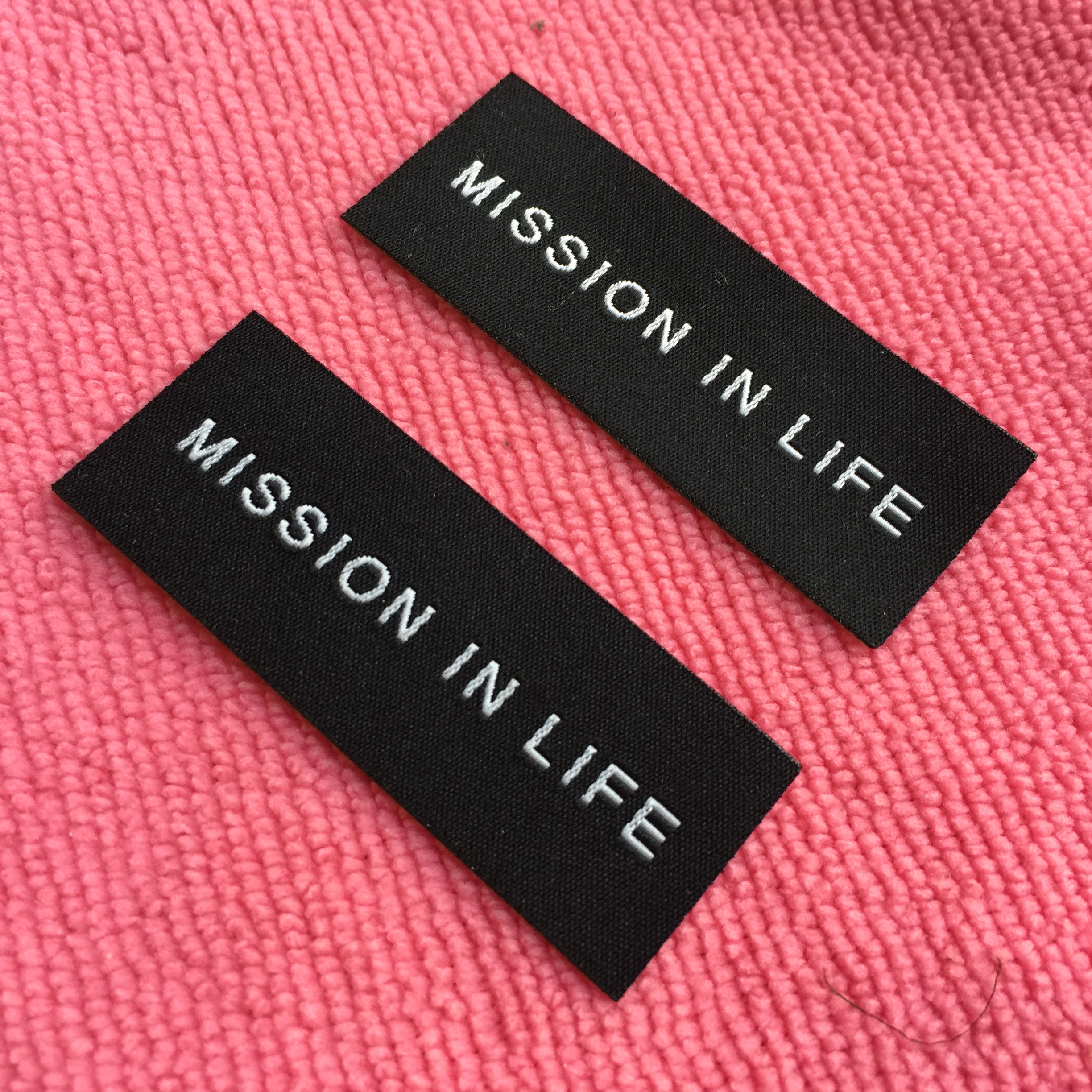 Laser cut woven label