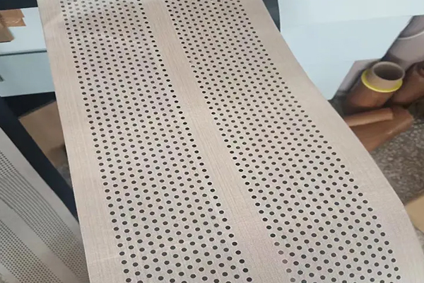 Teflon laser cutting machine uses laser as the energy source