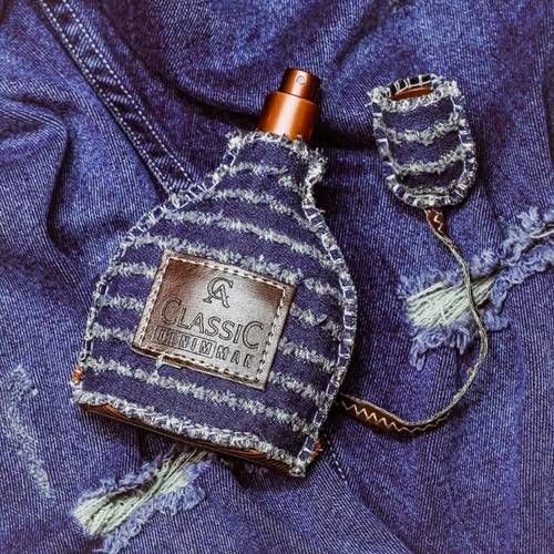 Application Image: Denim & Fashion Accessories Cutting
