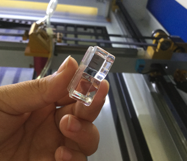 Thick Acrylic Cutting (10mm+)